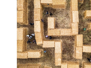 Straw maze in Siófok