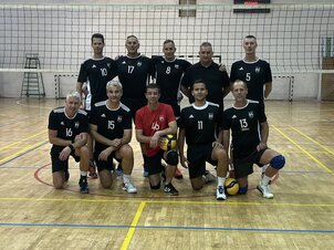 Örök röplabdabarátság